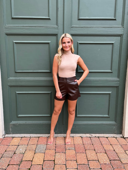 Everywhere Faux Leather Shorts(brown)